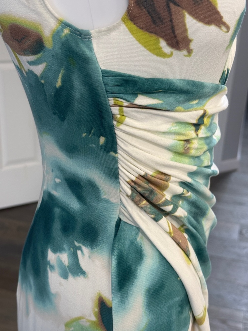 Tommy Bahama White, Teal, Green Floral Faux Wrap Ruched Dress Fully Lined 
-XXS - Picture 10 of 11